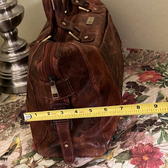 Flower Embossed Handmade Brown Leather Handbag Shoulder Bag by Valenchi - Picture 9 of 16